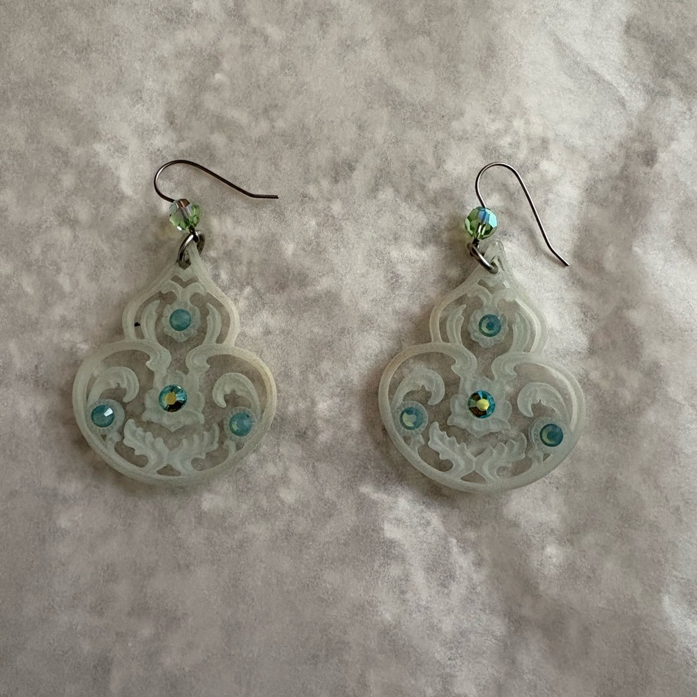 Tarina Tarantino vintage earrings